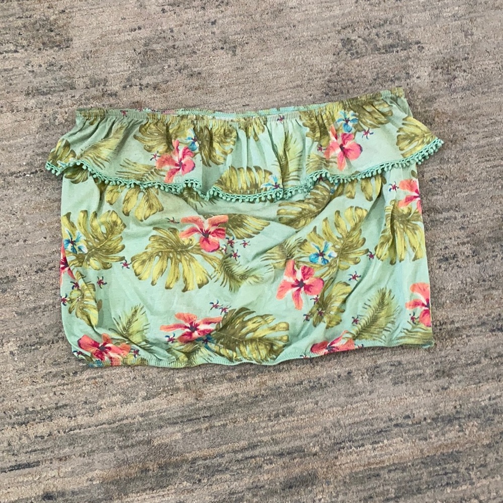 Flower pattern loose strapless crop top